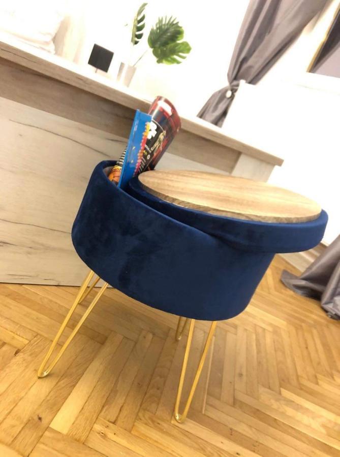 Vinyl'S Place Брашов Экстерьер фото